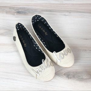 Loly in the Sky | Hello Love Flats